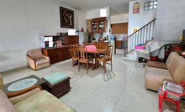 Jual Rumah Siap Huni 6x18m2 di Molek Bagus Rapi Tidak Banjir