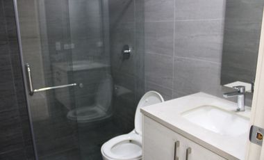 RENTA HERMOSA SUIT NORTE 6 DE DICIEMBRE Y THOMAS DE BERLANGA