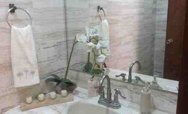 MODERNA CASA DE 5 HABIT EN VALLE HERMOSO, SURCO $ 595,000