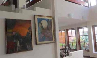 MODERNA CASA DE 5 HABIT EN VALLE HERMOSO, SURCO $ 595,000