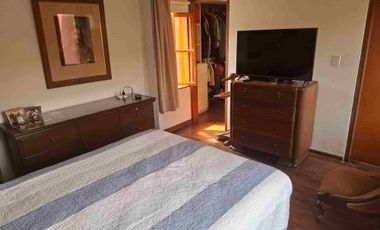 MODERNA CASA DE 5 HABIT EN VALLE HERMOSO, SURCO $ 595,000