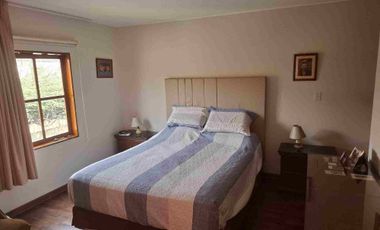 MODERNA CASA DE 5 HABIT EN VALLE HERMOSO, SURCO $ 595,000