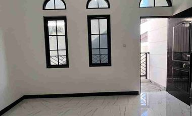 Rumah Minimalis Dengan Konsep Towmhouse Di Batu Ampar, Kramatjati - Jakarta Timur Dekat Jalan Raya Condet