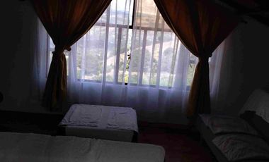 VENDO 4 HECTÁREAS CON CASA Y UN GLANPIN A PUERTA CERRADA