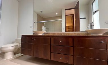 Casa en Arriendo en Palmas, Envigado Antioquia