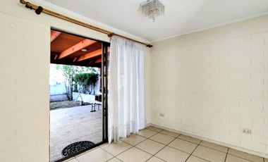 Linda casa Lomas de Nos, San Bernardo