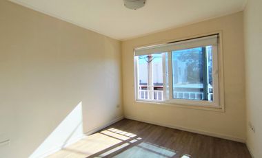 Linda casa Lomas de Nos, San Bernardo