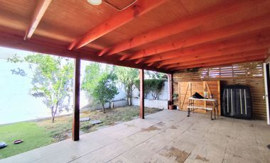 Linda casa Lomas de Nos, San Bernardo