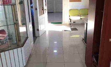 Venta 3 oficinas con 4 estacionamientos piso completo