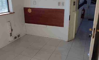 Venta 3 oficinas con 4 estacionamientos piso completo