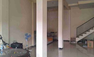 Dijual/Disewakan 2 Unit Ruko jejer
MANYAR RAYA RESORT GRESIK