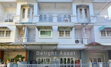 For Sale! 3 Storey Townhome in Ketnuti Chermine Village (Lat Phrao 87), Next to CDC!! 34 Sq. wa, 250 Sqm 6 Bedrooms 5 Bathrooms 4 Parking lot