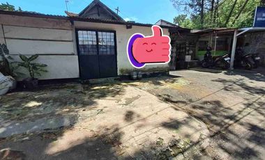 Rumah  lokasi strategis cocok untuk dibuat ruko dan hunian tempat tinggal