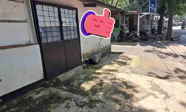 Rumah  lokasi strategis cocok untuk dibuat ruko dan hunian tempat tinggal