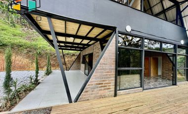 ARRIENDO Codigo 5 - 025