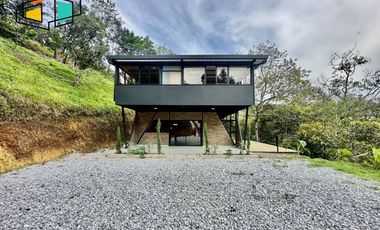 ARRIENDO Codigo 5 - 025