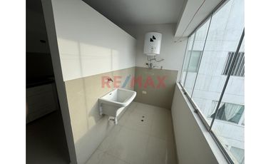Se Alquila Moderno Departamento De 92.23 M2 En Urb Las Orquideas/San Isidro Con Ascensor S/. 1,300.00