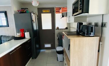 San Bernardo – Oportunidad casa 3D en condominio cerrado, seguridad y plusvalía, a minutos de Metro Matanza, ideal primera vivienda o inversión