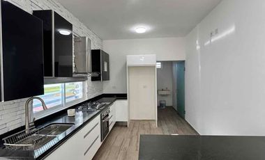 CASA EN RENTA EN LOMBARDÍA