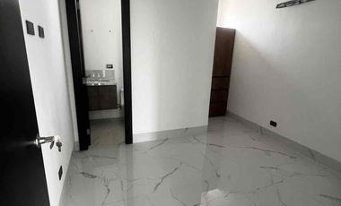 vendo casa en samborondon de estreno