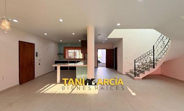Vendo amplia casa con excelentes acabados en Orizaba!!