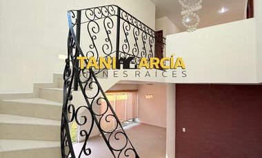 Vendo amplia casa con excelentes acabados en Orizaba!!