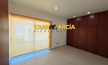 Vendo amplia casa con excelentes acabados en Orizaba!!