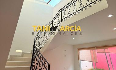 Vendo amplia casa con excelentes acabados en Orizaba!!
