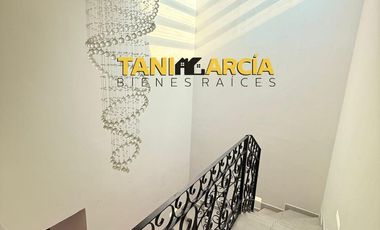 Vendo amplia casa con excelentes acabados en Orizaba!!