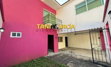 Vendo amplia casa con excelentes acabados en Orizaba!!