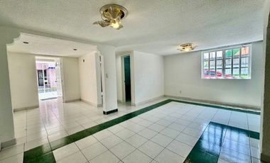CASA EN RENTA EN TOLUCA DE 4 RECAMARAS CERCA DE BOSH EN PRIVADA