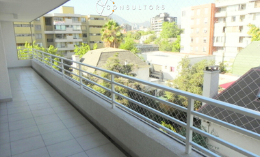 Depto Alberto Henckel Providencia / Estacionamiento Y Bodega