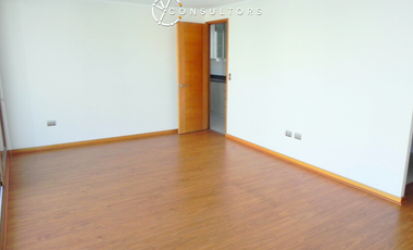 Depto Alberto Henckel Providencia / Estacionamiento Y Bodega