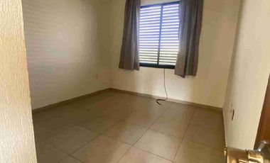 Casa en renta en METEPEC a unos minutos de Galerías