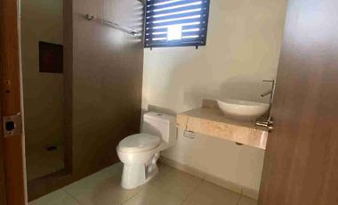 Casa en renta en METEPEC a unos minutos de Galerías