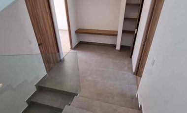 Casa en Renta en Lomas de Angelopolis Cascatta, Parque Coba