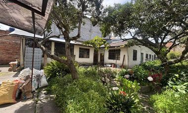 Casa de venta en Otavalo, centro, 1300 m2