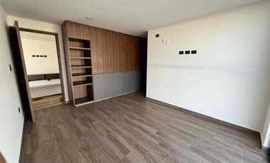 Casa en Renta en Lomas de Angelopolis, Parque Alvea