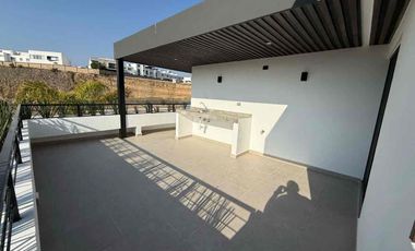 Casa en Renta en Lomas de Angelopolis, Parque Alvea