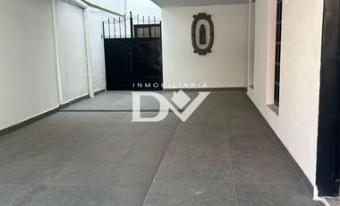 DEPARTAMENTO EN RENTA DE 2 HABITACIONES A UNA CALLE DE PLAZA CRISTAL