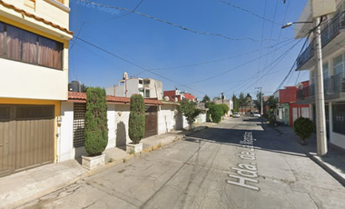 CASA EN VENTA EN SAN MATEO ATENCO: Ubicación Estratégica en Hacienda de La Magdalena, a Minutos de Av. de las Partidas y Salida Rápida a CDMX