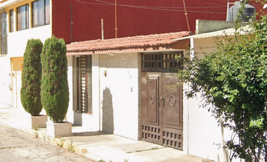 CASA EN VENTA EN SAN MATEO ATENCO: Ubicación Estratégica en Hacienda de La Magdalena, a Minutos de Av. de las Partidas y Salida Rápida a CDMX