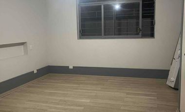Arriendo excelente casa en Los Andes, Habitacional o comercial.