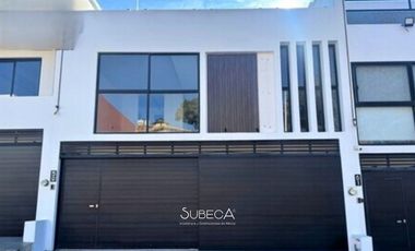 Casa en Renta con Roof Garden en Fraccionamiento Cerrado – Zona Ánimas