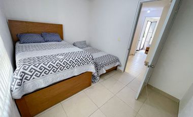 CASA CON ALBERCA Y AMENIDADES DEPORTIVAS EN CONJUNTO REAL SANTA FE II