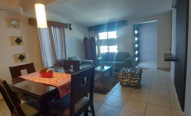 Casa 2 recamaras, 1 baño, amueblada cercana al centro de la ciudad y areas comerciales