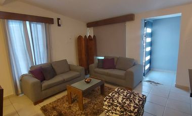 Casa 2 recamaras, 1 baño, amueblada cercana al centro de la ciudad y areas comerciales