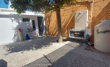 Casa 2 recamaras, 1 baño, amueblada cercana al centro de la ciudad y areas comerciales