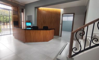 Consultorios en Renta en col. Vallarta Poniente, Guadalajara