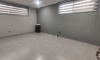 Consultorios en Renta en col. Vallarta Poniente, Guadalajara